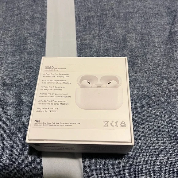 Air pod pros (used good condition)